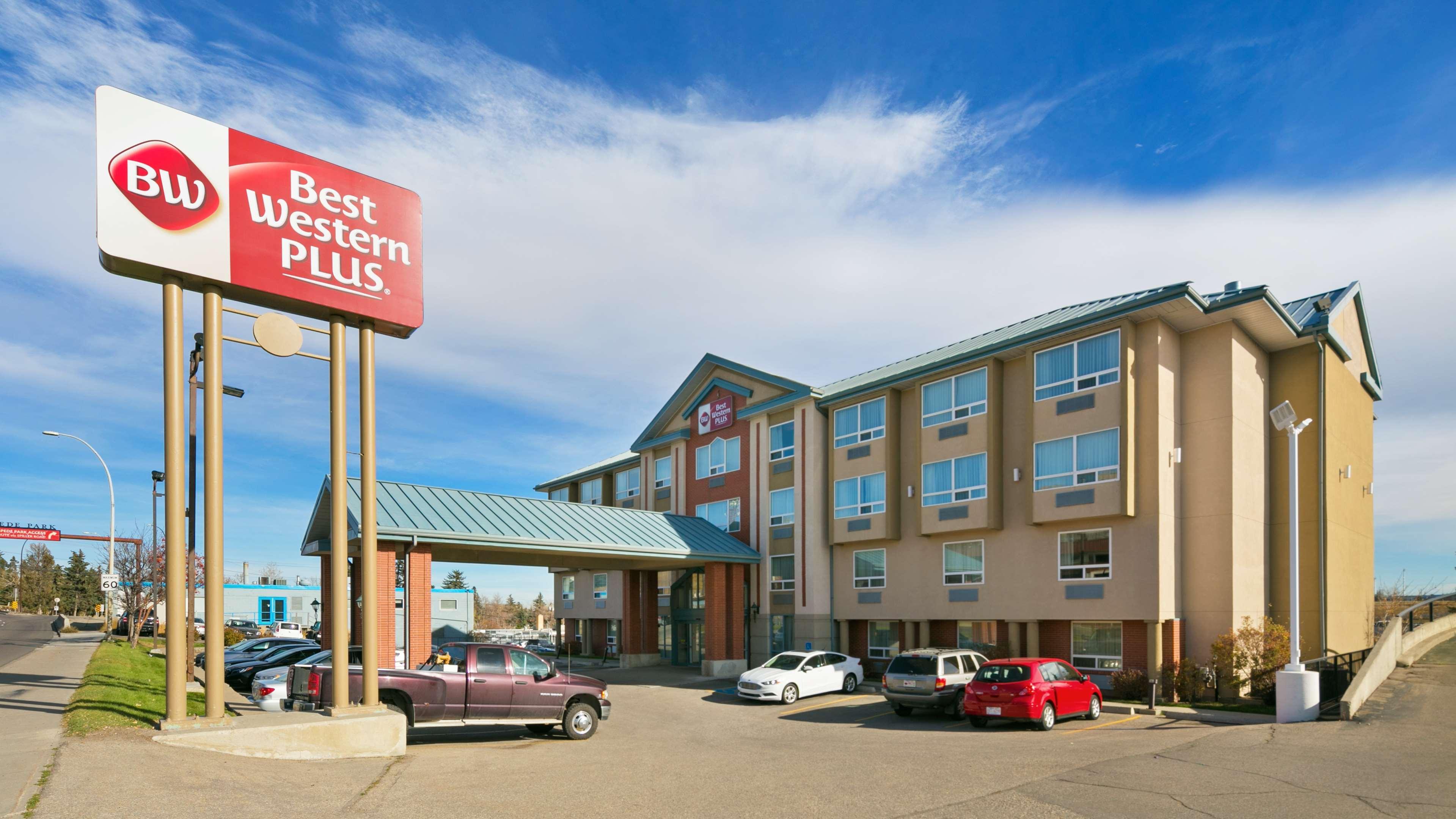 Best Western Plus Calgary Centre Inn Exterior photo